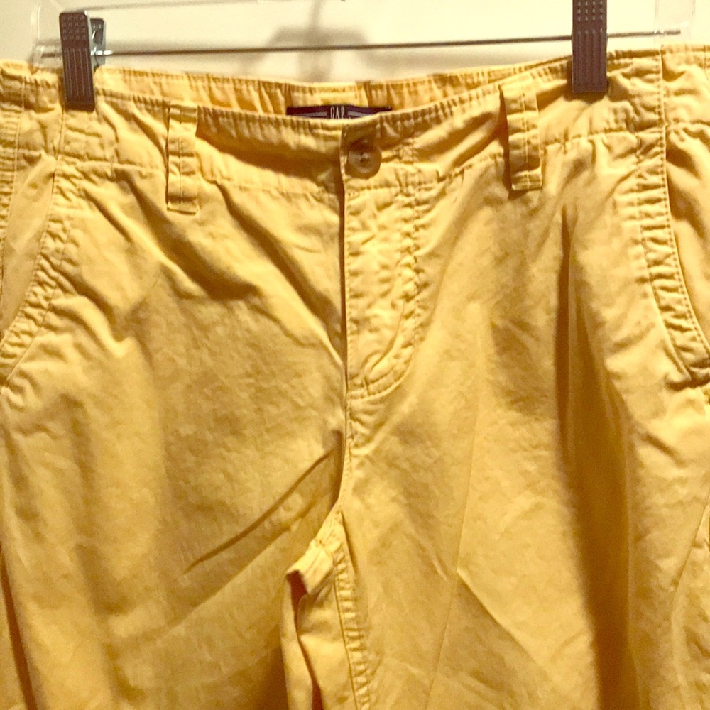 Gap Chinos